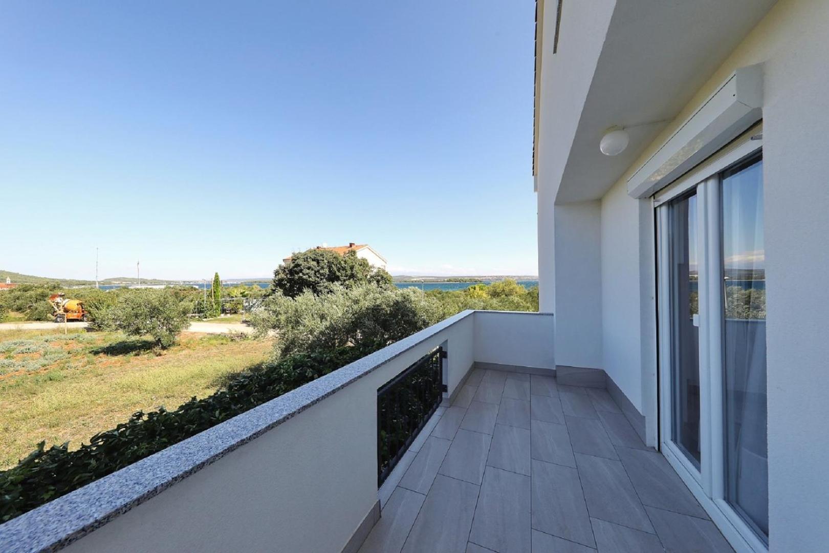 Apartments Alicia Tkon Exterior photo