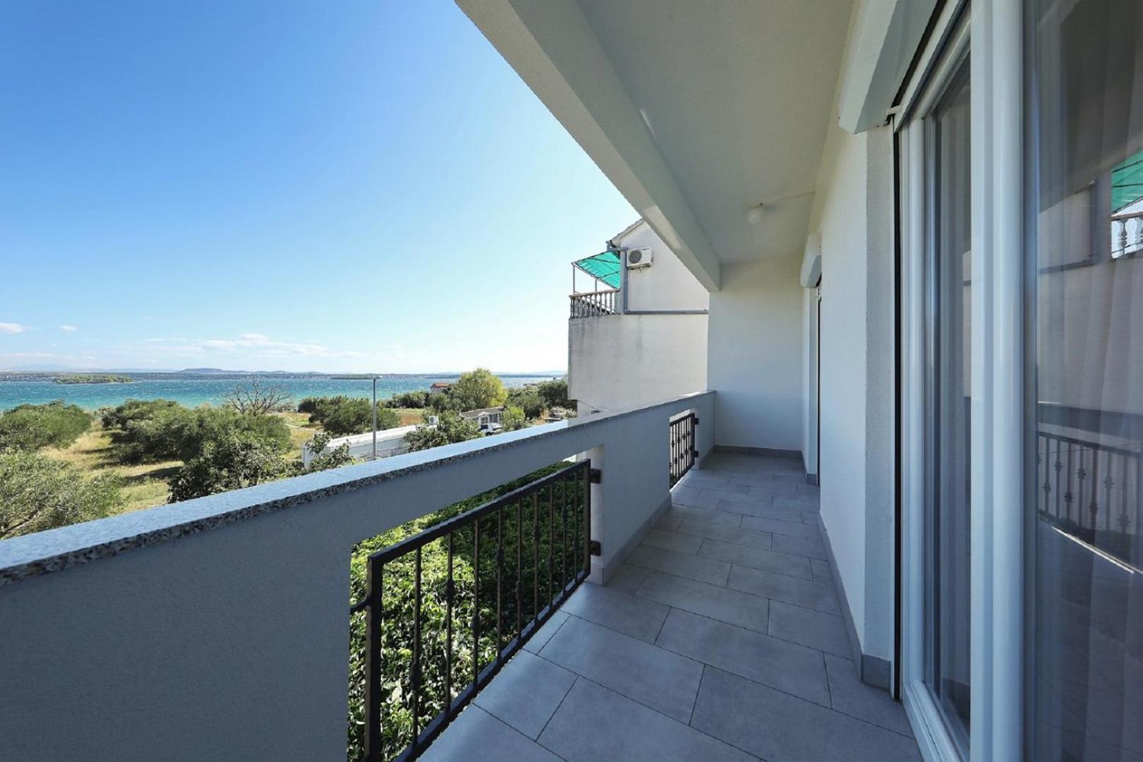 Apartments Alicia Tkon Exterior photo